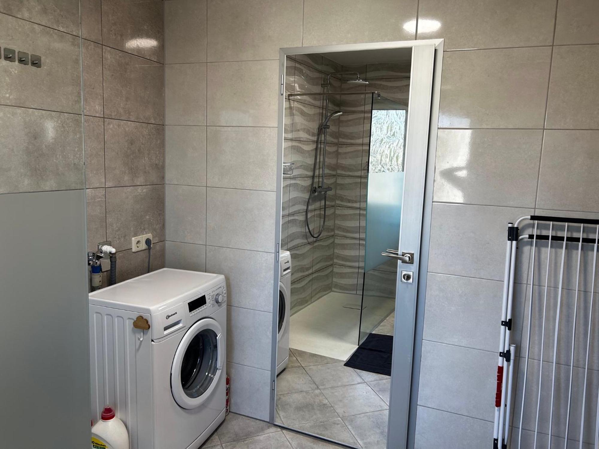 Stadt. Land. See. Ferienwohnung ライプツィヒ エクステリア 写真