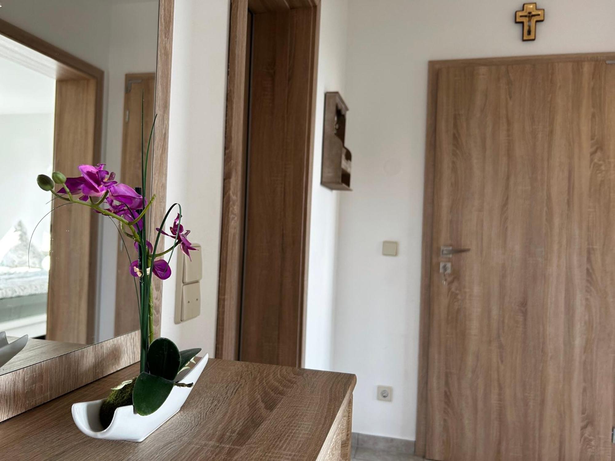 Stadt. Land. See. Ferienwohnung ライプツィヒ エクステリア 写真