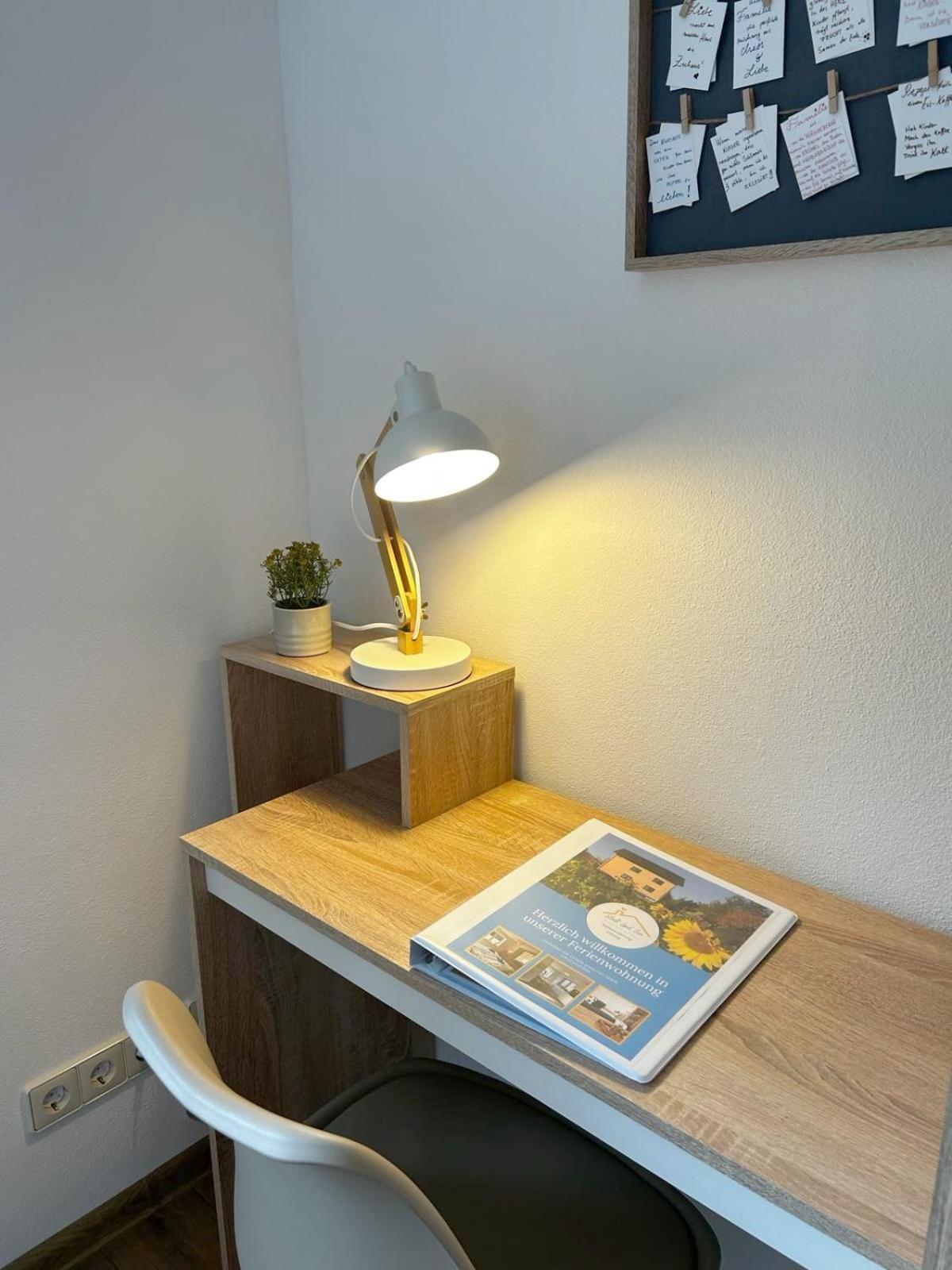 Stadt. Land. See. Ferienwohnung ライプツィヒ エクステリア 写真